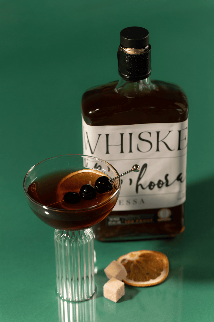 Manhattan LUXE Mixer Cube – Bar-Quality Whiskey Cocktail